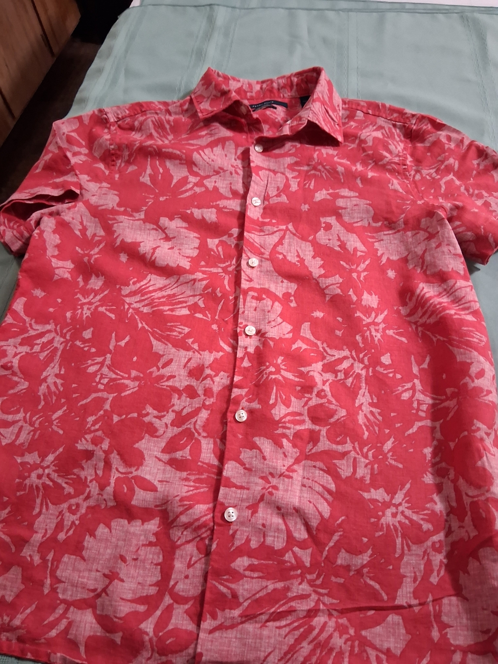 Perry Ellis Red Floral Short-Sleeve Button-Down Shirt